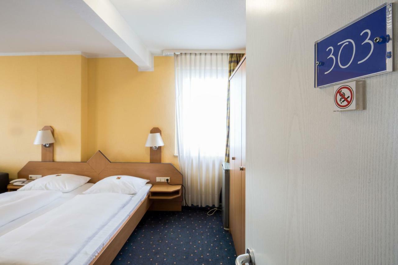 Central Hotel Mannheim Exterior photo